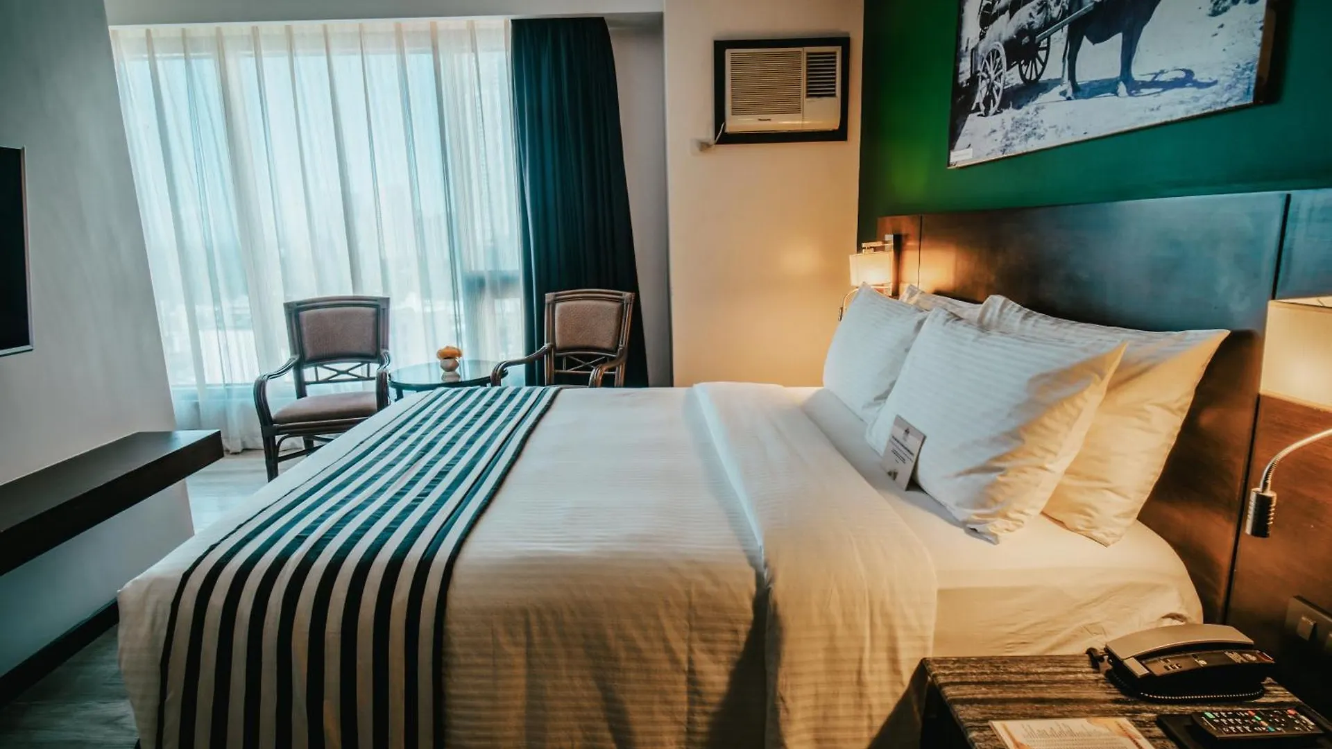 1898 Hotel Colonia En Las Filipinas Makati City