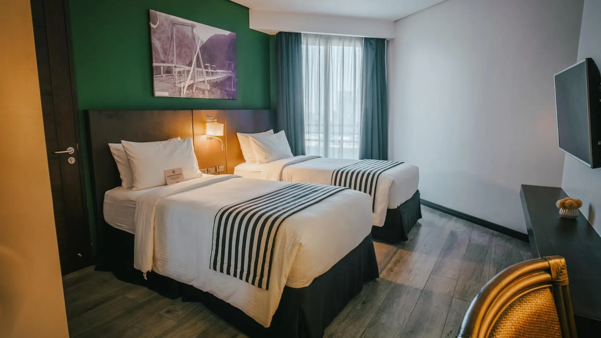 1898 Hotel Colonia En Las Filipinas Makati City