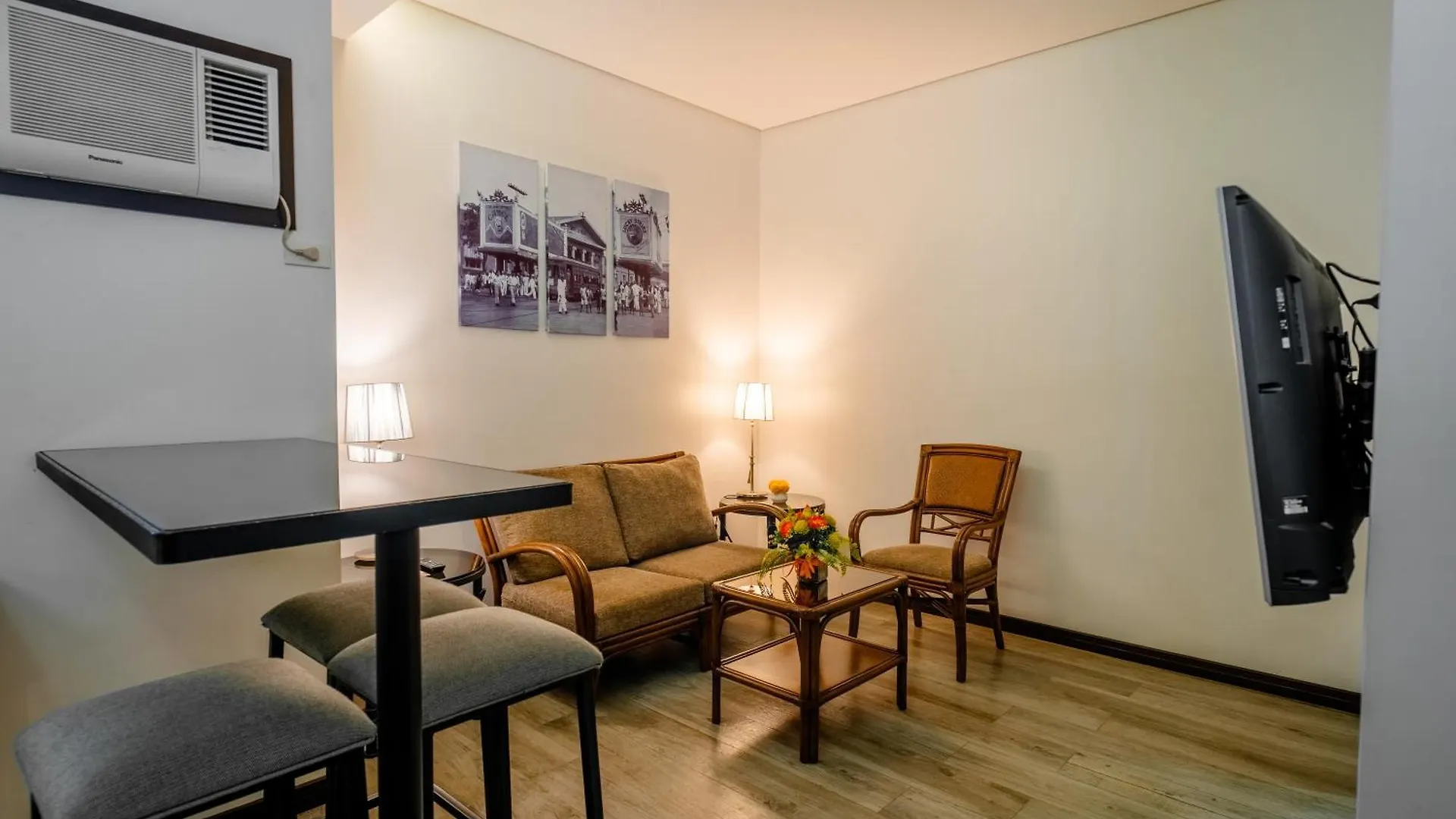 1898 Hotel Colonia En Las Filipinas Makati City